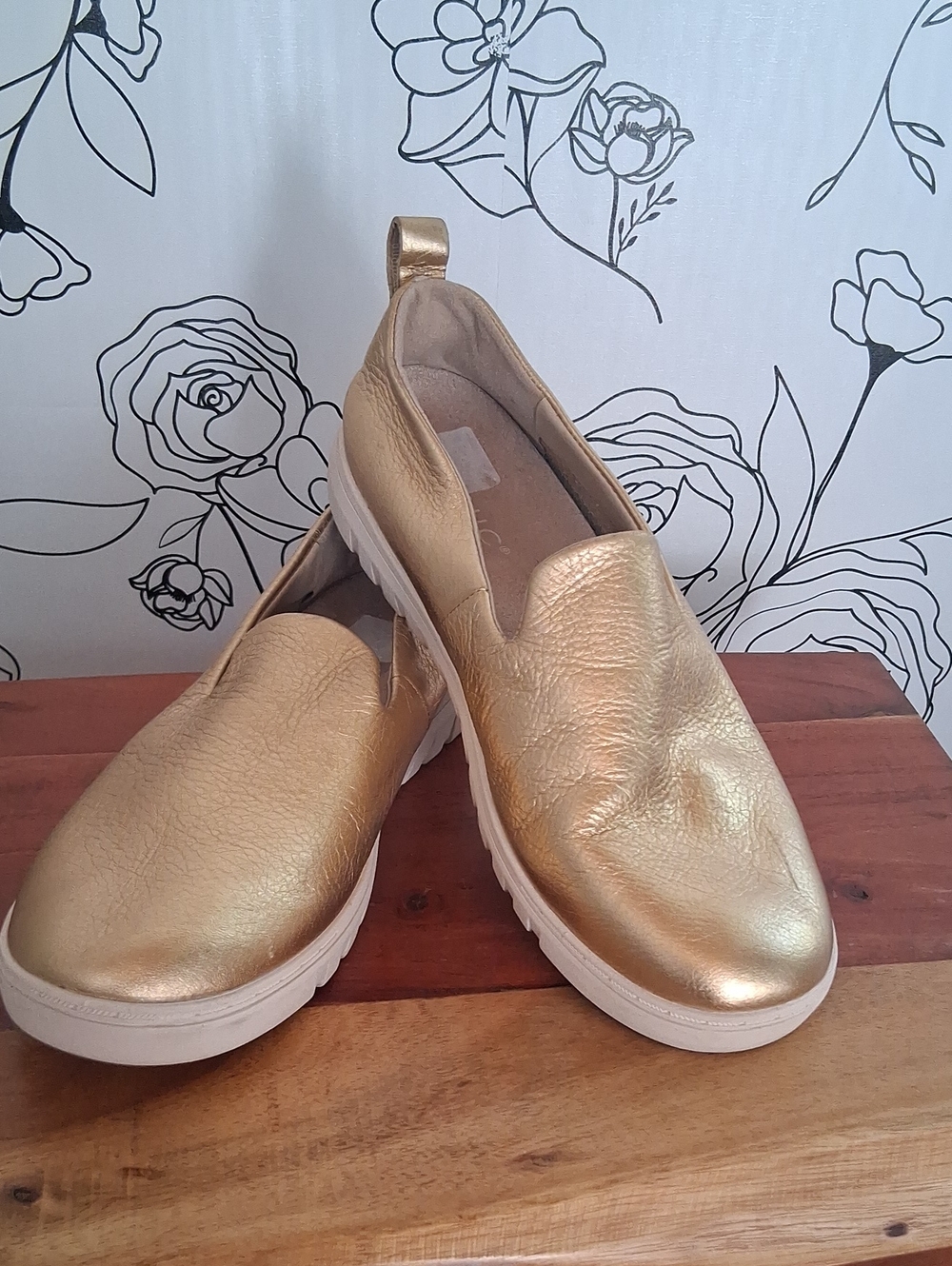 Vionic Metallic Gold Slip-On Loafers 6